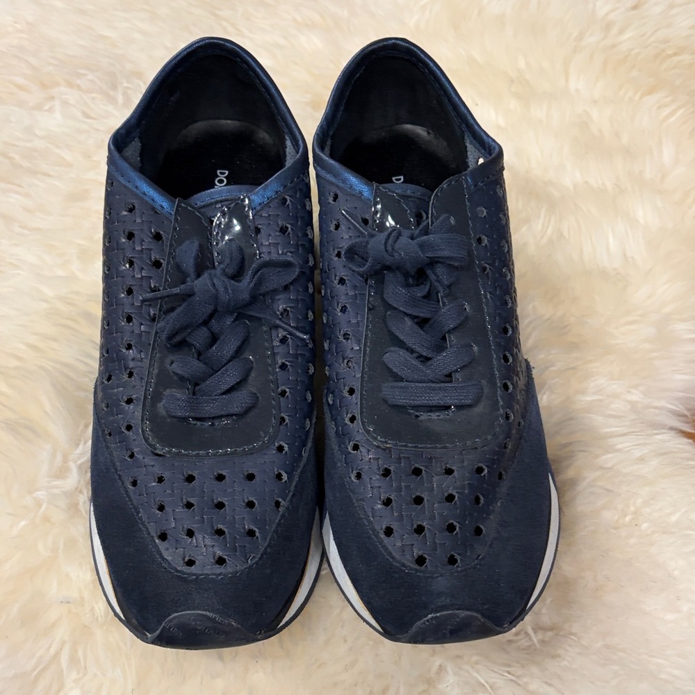 Donald Pliner Stylish Navy Women’s Platform Sneakers, Size 10